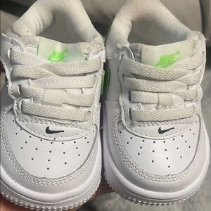 Nike Kids White and Green Sneakers 3.5c